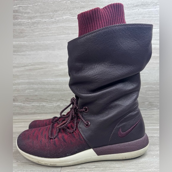 Nike Roche Flyknit Hi Burgundy Sneaker Boot Womens Size 8.5 - Picture 4 of 13